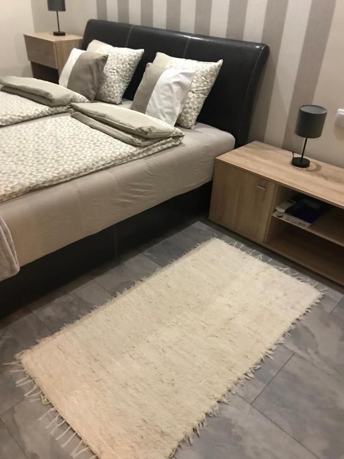 Villa Nirvana Палич Екстериор снимка