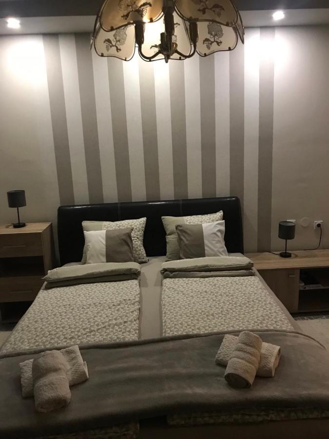 Villa Nirvana Палич Екстериор снимка